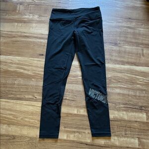 Victoria’s Secret legging size medium.